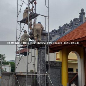 Cột đá