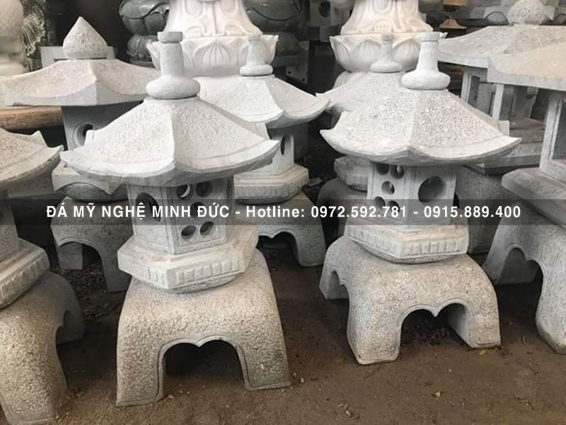 đèn thờ đá